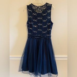 Size 5 Sequin Navy Blue Silver Dress Modest Sheer Lace Zipper Lined Speechless